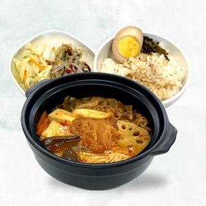 【定食】台湾式四川豚モツ炒め【五更腸旺定食】-中辛
