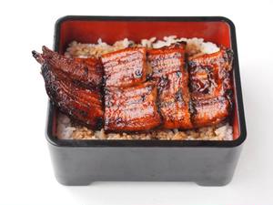 うな重 鰻4切れ