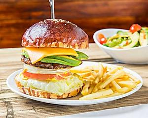アボカドチーズバーガー Avocado Cheeseburger