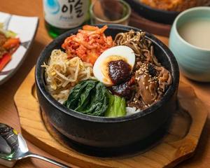特製ダレの激うまビビンバ