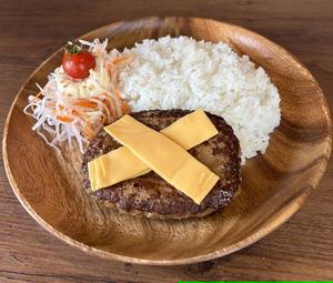 チーズバーグライス Hamburg steak with cheese ＆ rice