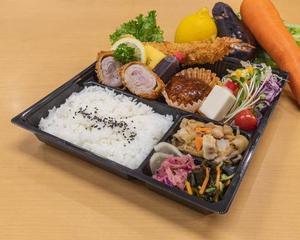 彩膳 Colorful Meal