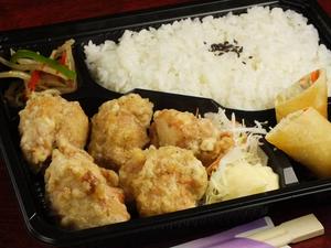 鶏の唐揚げ弁当