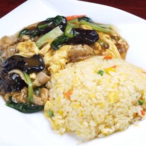 豚肉・木耳と玉子炒め炒飯