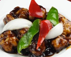 向陽飯店 黒酢酢豚