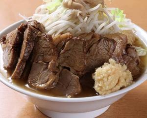 吉岡特製すべてマシマシ みそ豚らーめん