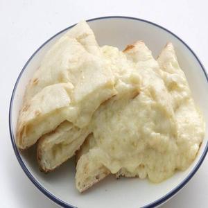 【とろける】チーズナン Cheese Nan