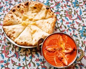 選べるランチカレー+チーズナン - Lunch Curry + Cheese Naan