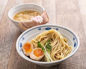 サバ濃厚鶏つけ麺