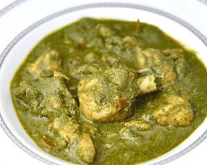 Palak Chicken / ほうれん草 チキン カレー