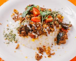 トマトチーズキーマカレー