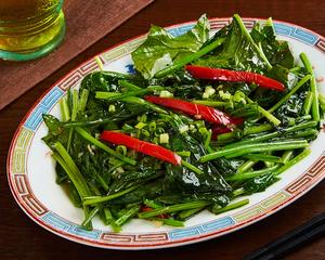 ほうれん草炒め Spinach Stir-Fry
