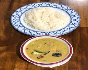 グリーンカレー+ライス(GREEN CURRY+RICE)タイ