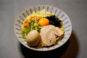 【店長超絶おススメ】うれしい煮卵のせ油そば aburasoba with Boiled eggs