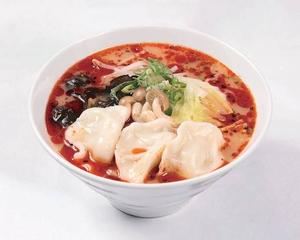 水餃子入り麻辣湯 Mala soup with boiled dumplings