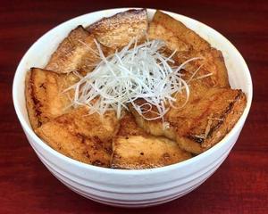 豚バラ丼小盛(100g)Pork belly bowl, small portion (100g)