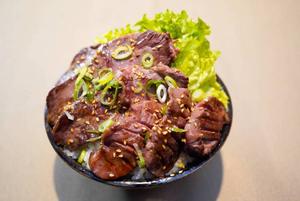 当店人気NO.3【メンタンピン三色】50g+50g牛タン＆ハラミ丼 gyu-tan50g+harami50g