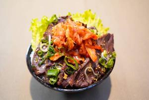 【ホンイツダブ東】50g+50gキムチのせ牛タン・ハラミハーフ＆ハーフ丼 gyu-tan50g+harami50g kimuti60g