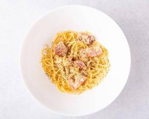 濃厚チーズのカルボナーラ