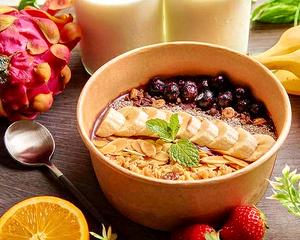 ココナッツ香る、自家製グラノーラとアサイーボウル 【スーパーフード】 Homemade granola and acai bowl [Superfood]