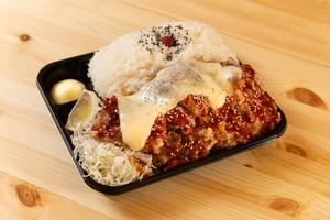 1キロヤンニョムチーズからあげ弁当