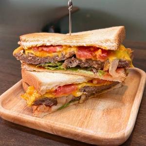 チーズWバーガーホットサンド