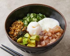 【美容食材】アボカドネバとろマグロ丼
