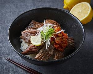 【辛さが欲しい方に！】キムチ牛タン丼 [For Spicy Lovers！] Kimchi Beef Tongue Rice Bowl