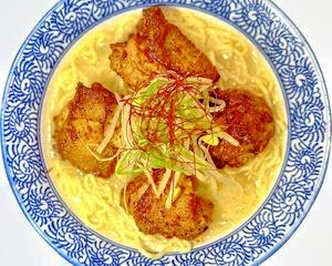 フライドチキンラーメン Fried chicken ramen