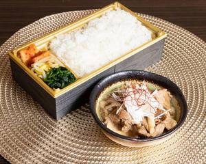 【当店人気No.2】和牛すじ煮込み弁当