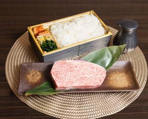 焼肉弁当 松