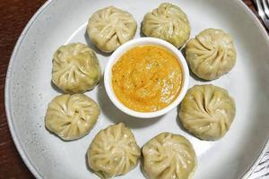 鶏肉餃子8個入り (Chicken Mo:Mo)