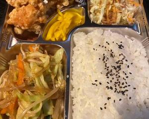 唐揚げ弁当