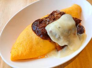 チーズビーフシチューオムライス Cheese Beef Stew Omelet Rice