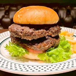 【圧倒的人気No1】SSバーガー-SS Burger-(お肉300g)