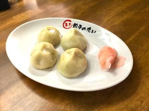 水餃子 4個