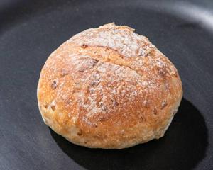 石窯ライ麦パン(1個)rye bread