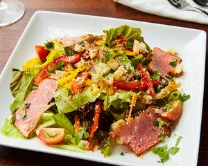 燻製ベーコンのシーザーサラダ Caesar Salad with Smoked Bacon
