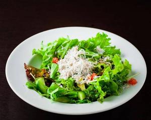 釜揚げシラスの和風サラダ Kamaage Shirasu Japanese salad
