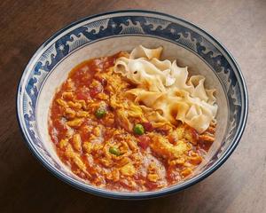 トマトと卵のあんかけラーメン