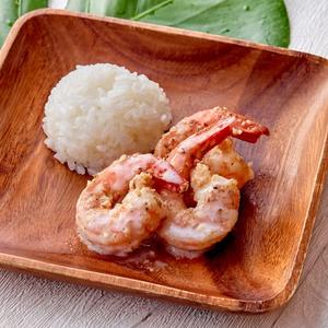ハーフコンボ・ココナッツ味ガーリックバターシュリンプ＆ライス・ミニサラダ付き
