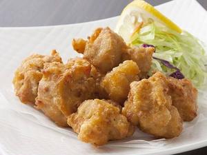 鶏肉の唐揚げ