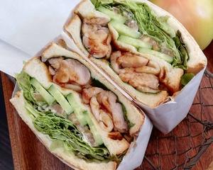 照り焼きチキンサンド Teriyaki Chicken Sandwich