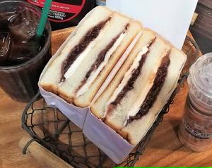 小倉クリームチーズサンド Ogura Cream cheese Sandwich