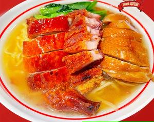 三面 ラーメン三種肉盛り