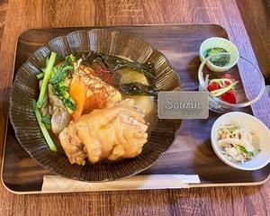てびち煮付け定食(豚足)