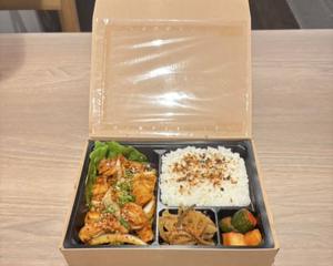 ホルモン弁当