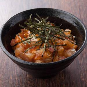 海鮮ユッケ丼