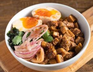 本場仕込みの魯肉飯(ルーローハン)【M】 Authentic Taiwanese Minced Pork Rice (M)