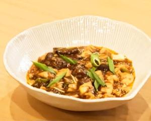 牛すじと牛ホルモン麻婆豆腐